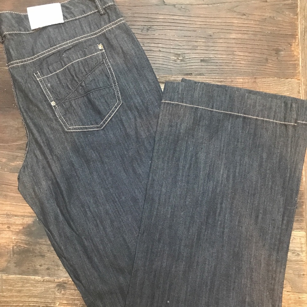 NWT Tommy Hilfiger jeans size 8
